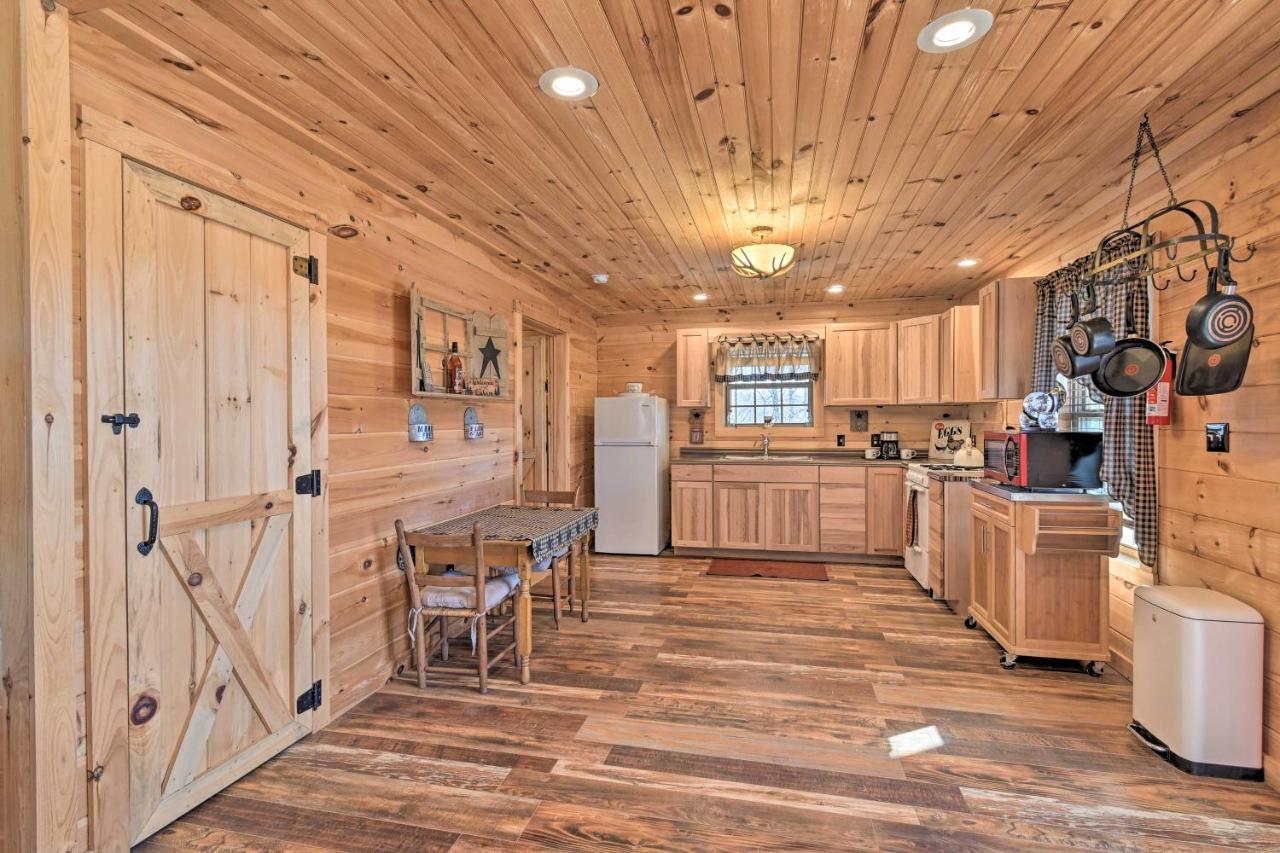 Quiet And Secluded Berea Cabin On 70-Acre Farm! المظهر الخارجي الصورة