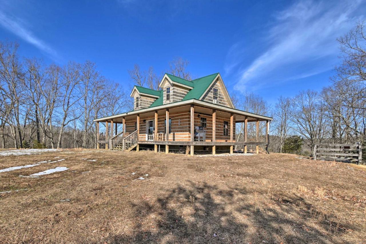 Quiet And Secluded Berea Cabin On 70-Acre Farm! المظهر الخارجي الصورة