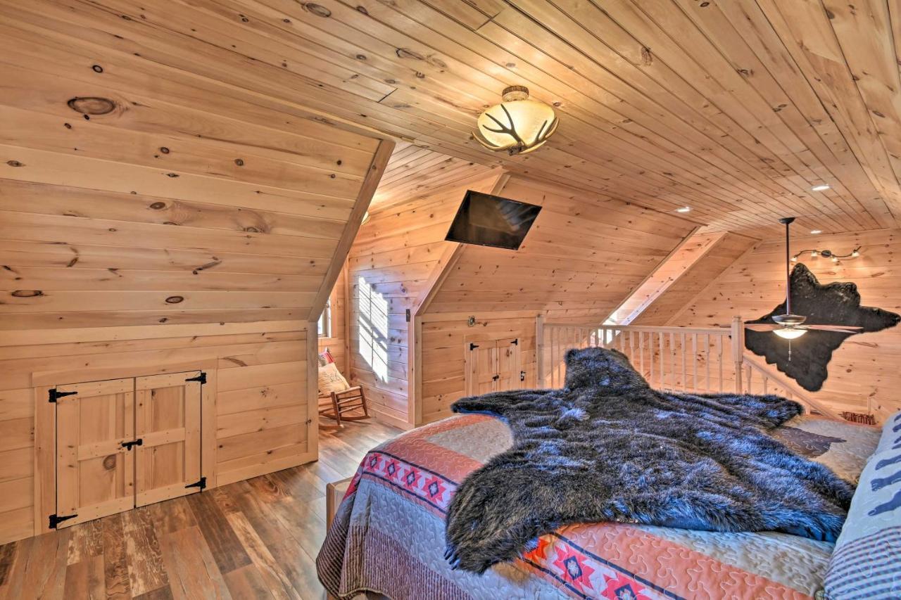 Quiet And Secluded Berea Cabin On 70-Acre Farm! المظهر الخارجي الصورة